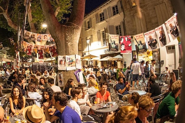 Avignon off